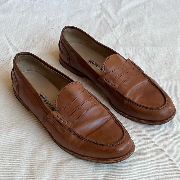 Manolo Blahnik Leather Loafer 7 - Picture 1 of 3